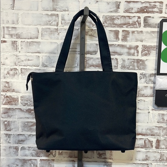 Liz Claiborne Black oversized Tote Bag - Picture 4 of 6